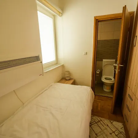 Villa 3 *